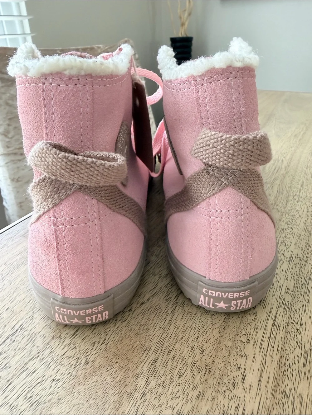 CONVERSE All Star TIME FOR THE WARM UP Pink SUEDE High Tops Junior 6 women’s 8
